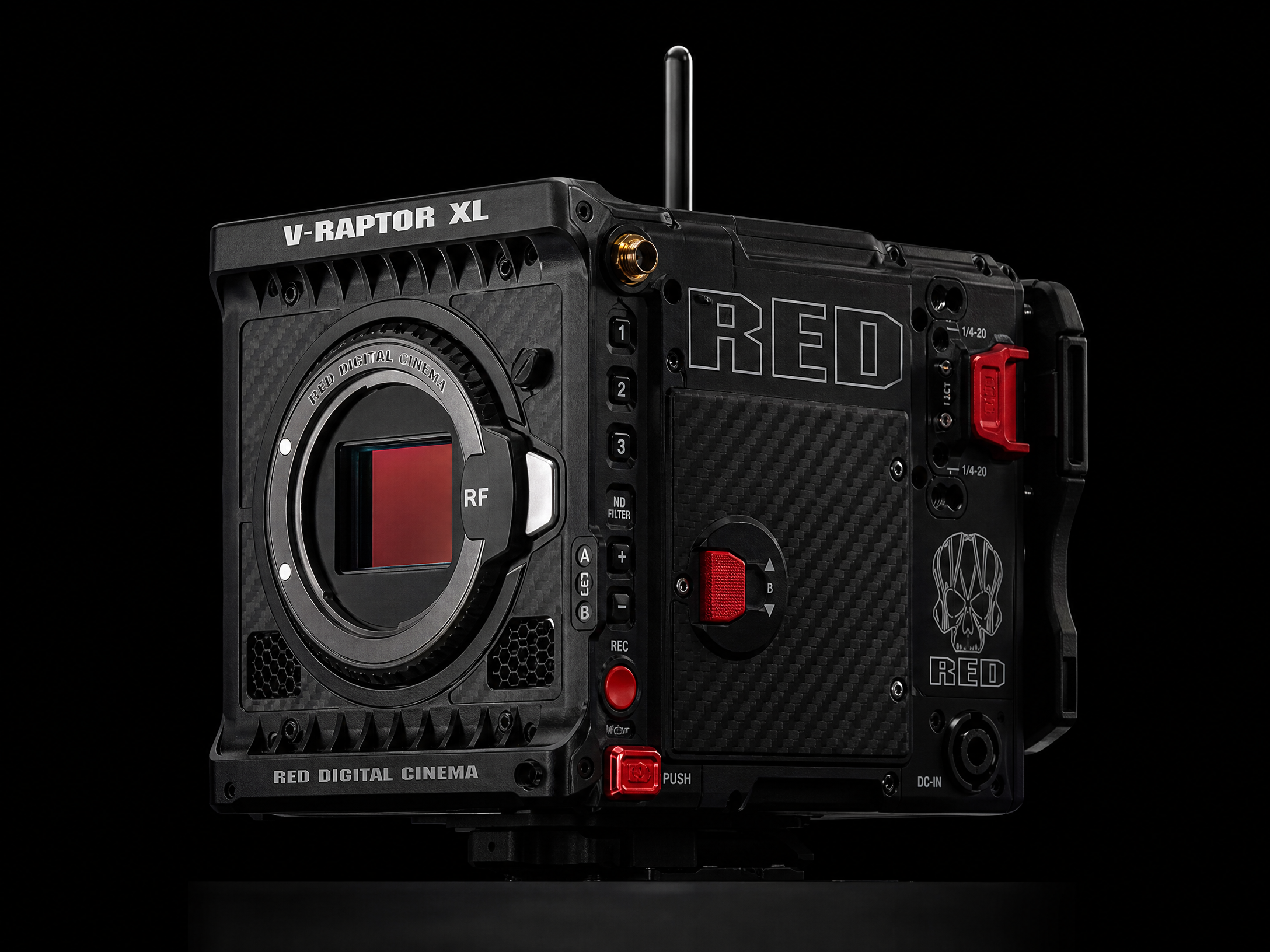 RED V-​Raptor﻿电影摄影机侧面展‍示